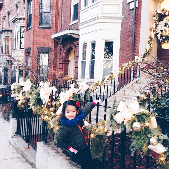 Strolling our neighborhood #boston #home #lezoemusingskids #lezoemusingshome
